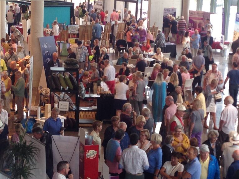 Expo Torrevieja Crowds