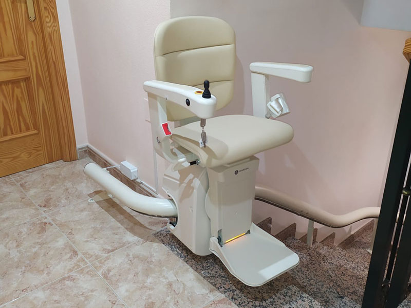 Salvatec Stairlift