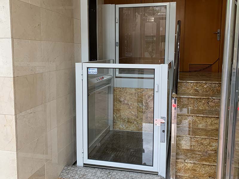 Salvatec Stairlift